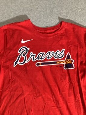 Nike Red Atlanta Braves Graphic Swanson Tee